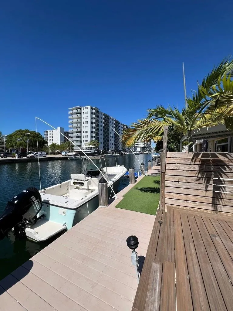 3780 NE 167TH STREET #UNIT #48 North Miami Beach, FL 33160