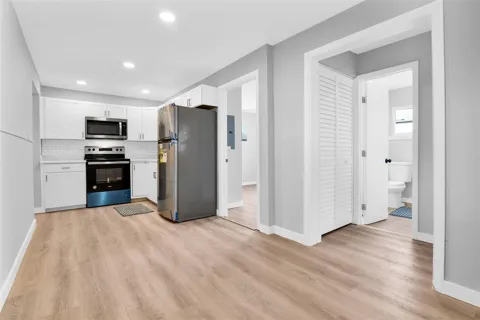 1841 Adams Street #1-6
