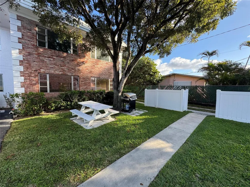 310 S CYPRESS ROAD #729 Pompano Beach, FL 33060