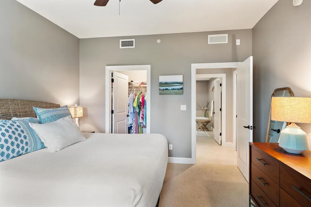 814 BAY COLONY DRIVE S Juno Beach, FL 33408