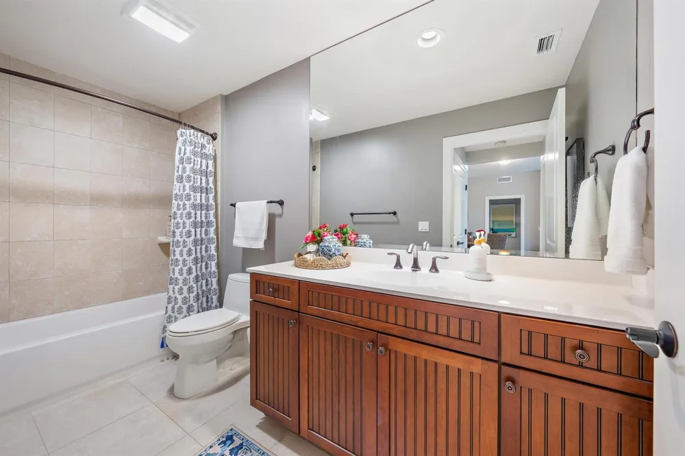814 BAY COLONY DRIVE S Juno Beach, FL 33408