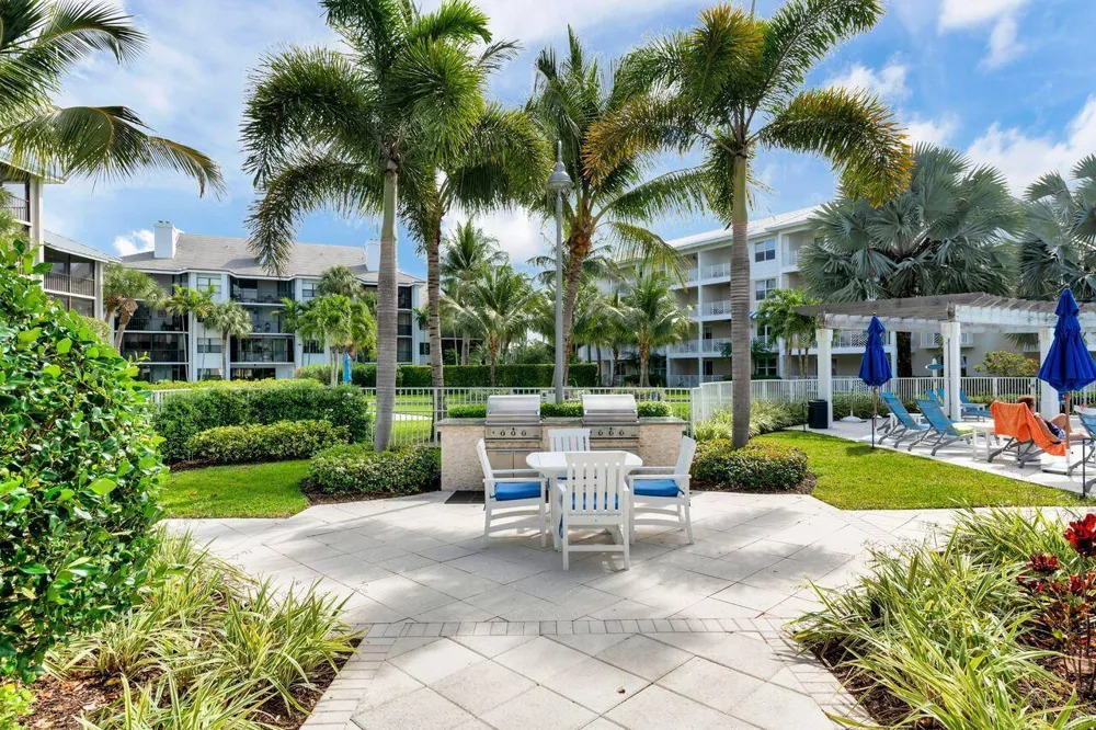 814 BAY COLONY DRIVE S Juno Beach, FL 33408