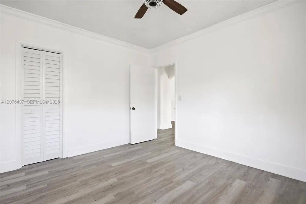 1200 SW 18th Ave Miami, FL 33135