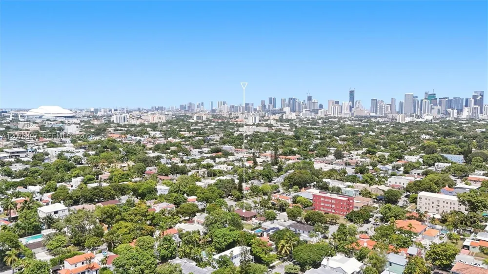 1200 SW 18th Ave Miami, FL 33135