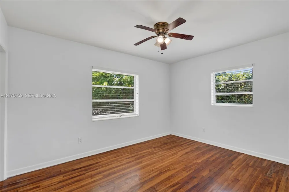 6629 SW 65th St South Miami, FL 33143