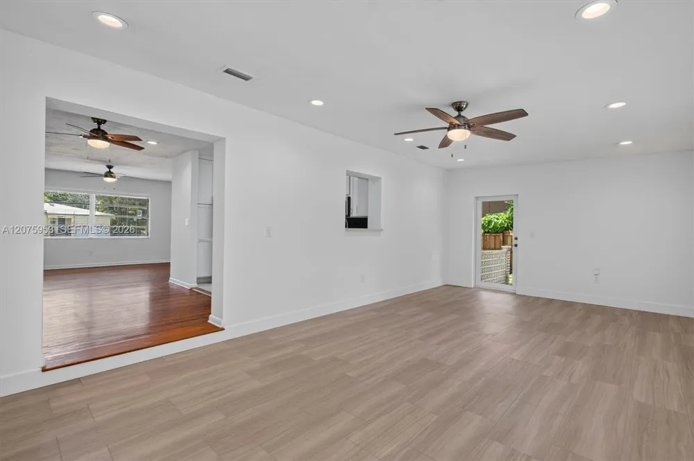 6629 SW 65th St South Miami, FL 33143