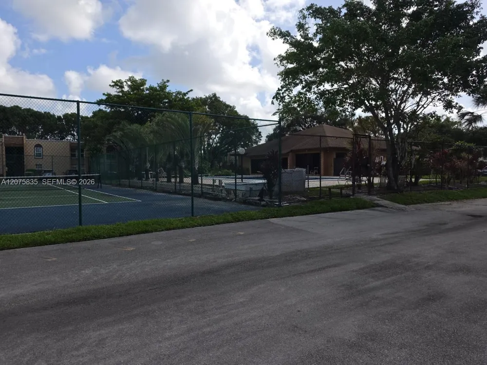 4231 NW 19th St #254 Lauderhill, FL 33313