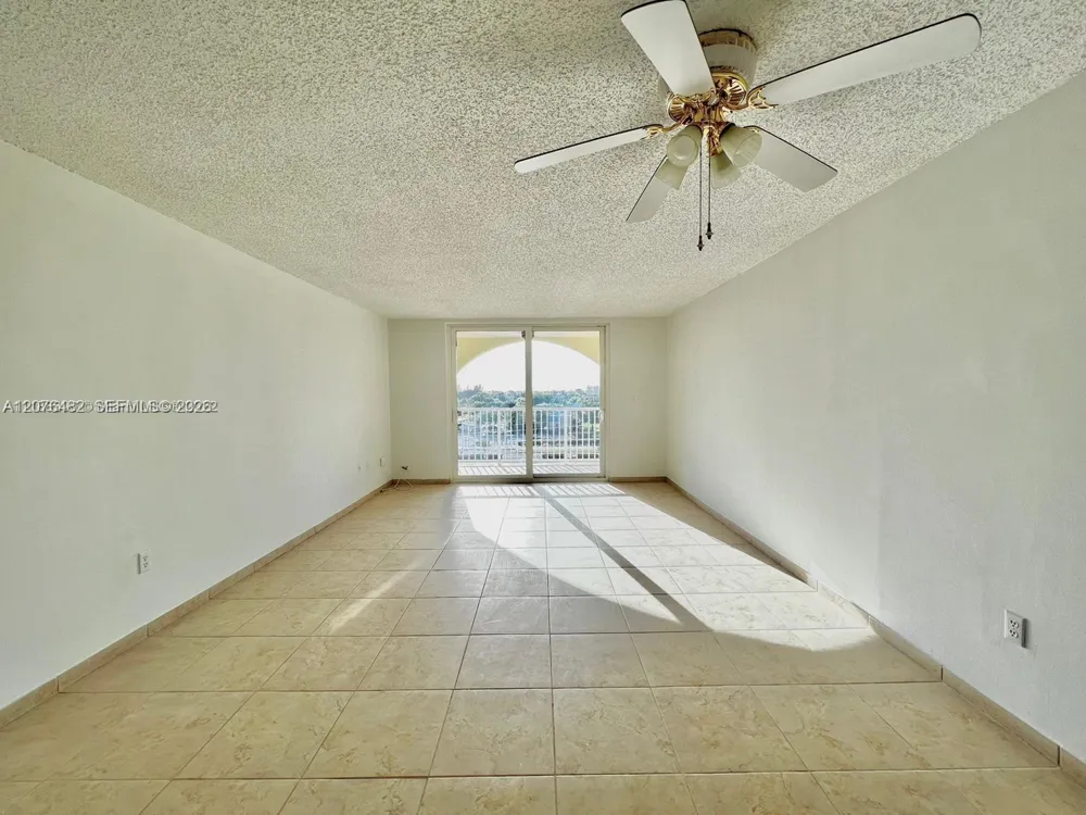 7010 NW 186th St #5-506 Hialeah, FL 33015