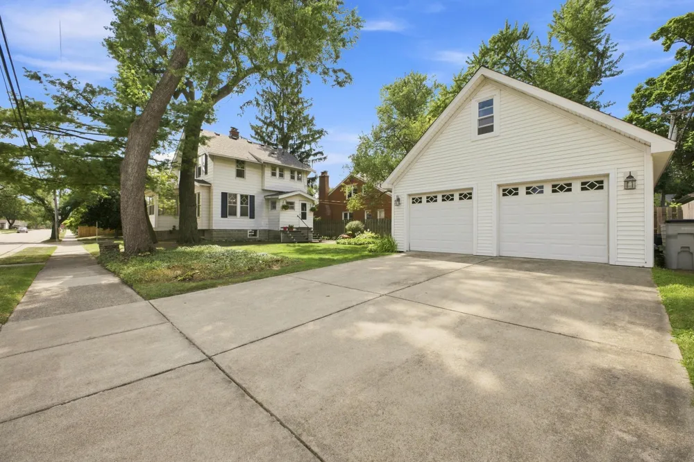 1510 Dorothea Road Berkley City, MI 48072