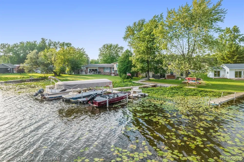 504 Olcott Lake Drive Napoleon Township, MI 49201