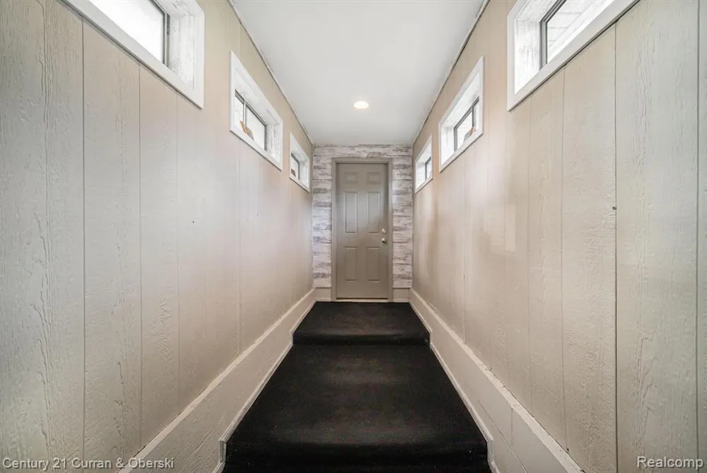 504 Olcott Lake Drive Napoleon Township, MI 49201