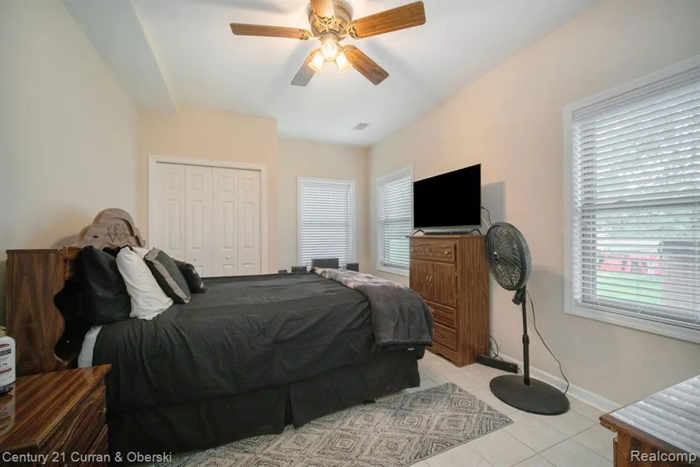 504 Olcott Lake Drive Napoleon Township, MI 49201