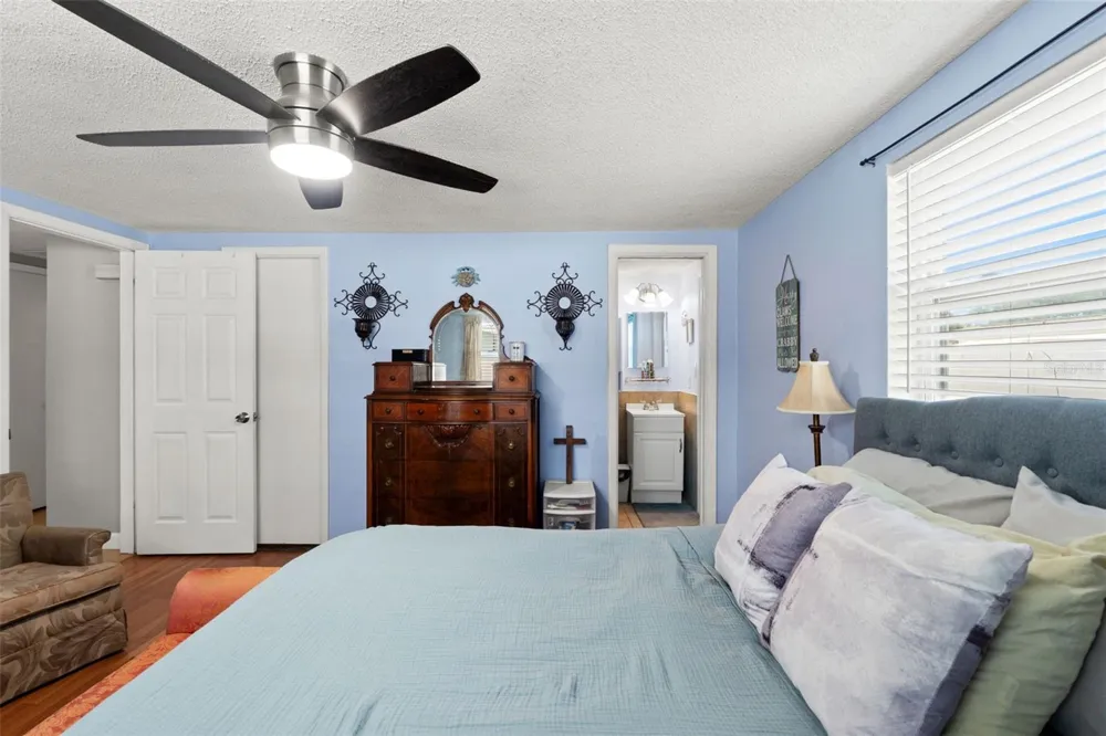 9135 HERMITAGE LANE Port Richey, FL 34668
