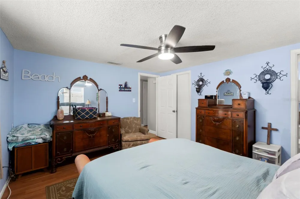 9135 HERMITAGE LANE Port Richey, FL 34668