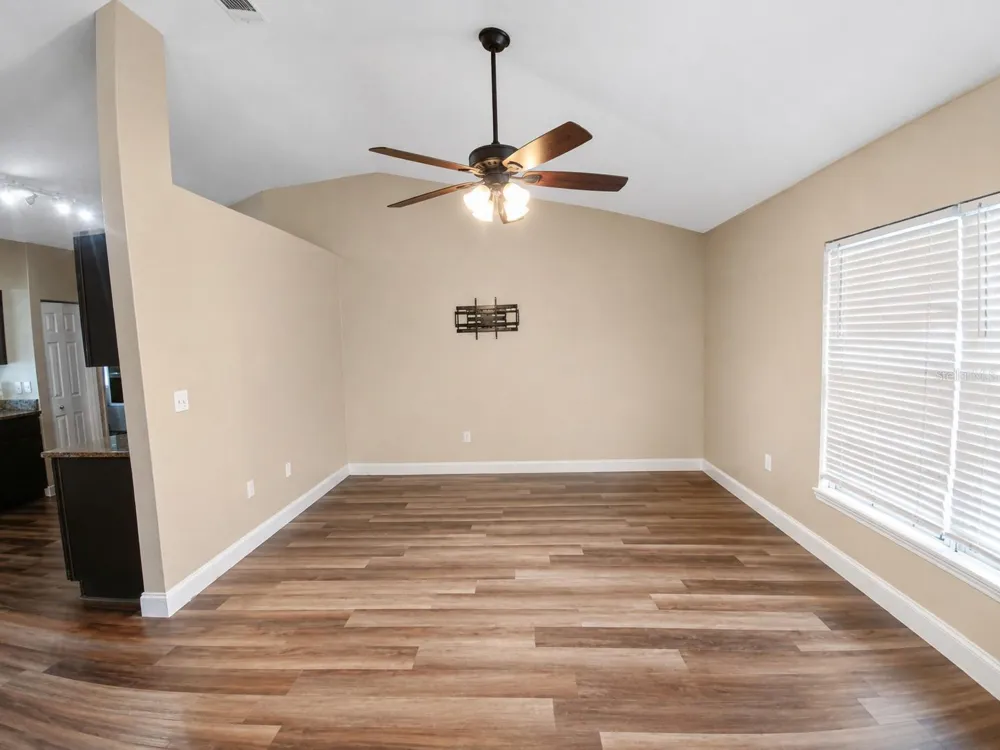326 COLONADE COURT Kissimmee, FL 34758