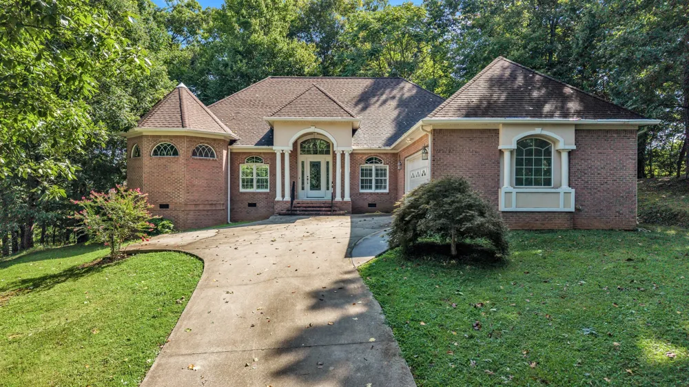 345 King Ridge Dr NW Cleveland, TN 37312