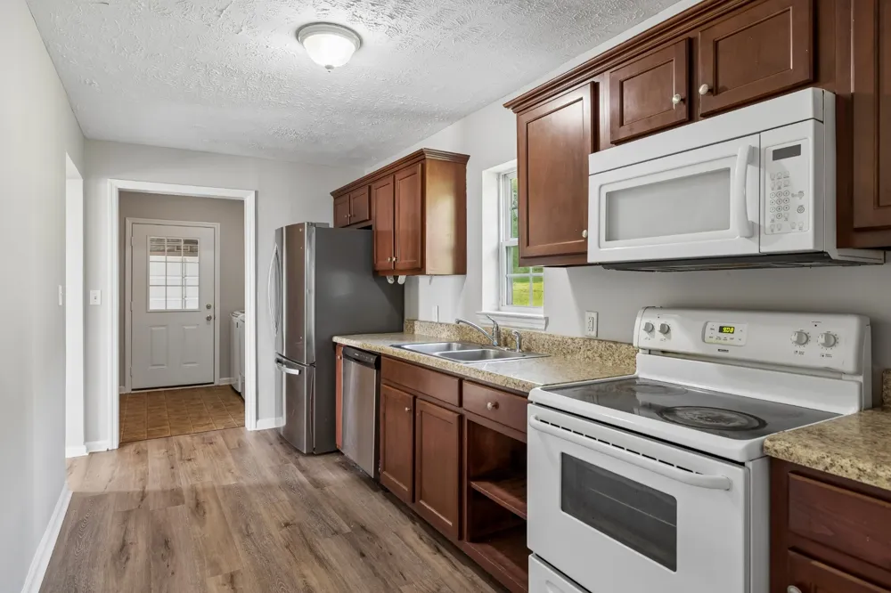 2323 Spring Creek Rd Lebanon, TN 37087