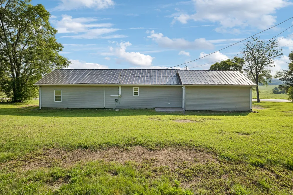 2323 Spring Creek Rd Lebanon, TN 37087