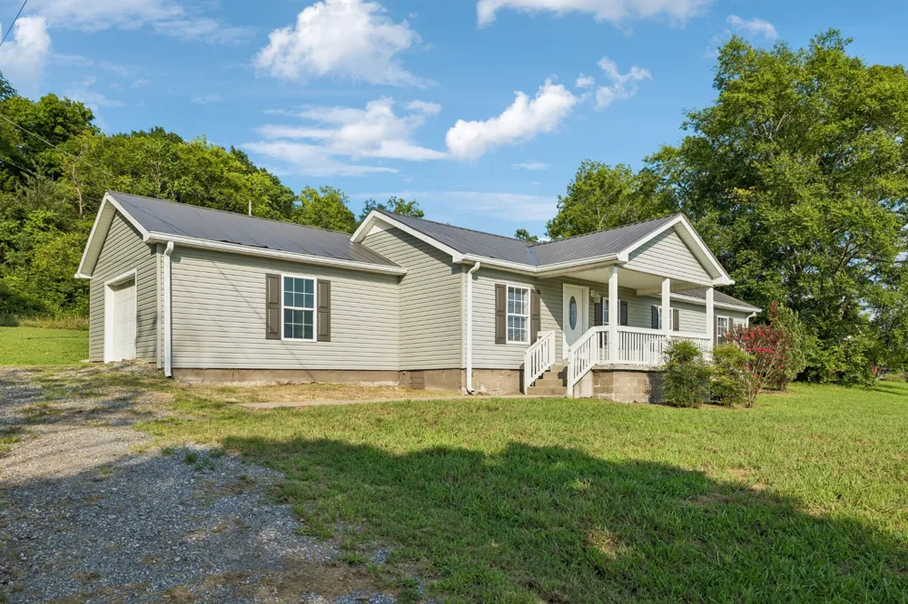 2323 Spring Creek Rd Lebanon, TN 37087
