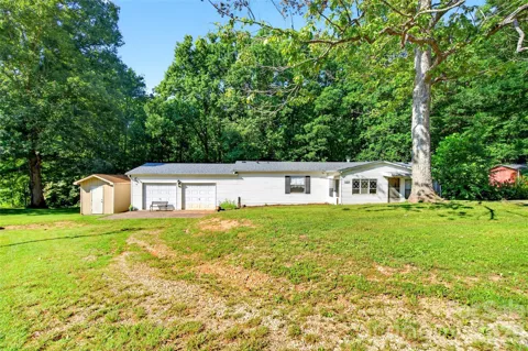 967 Moffitt Hill Road