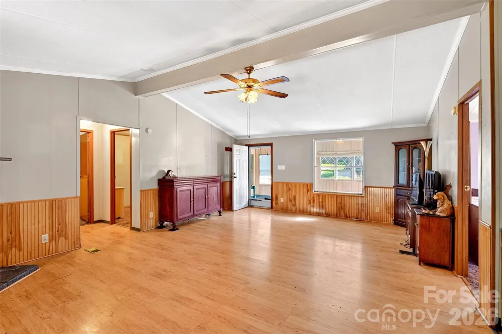 967 Moffitt Hill Road Old Fort, NC 28761
