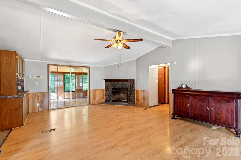 967 Moffitt Hill Road Old Fort, NC 28761