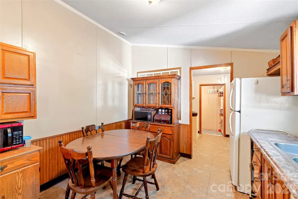 967 Moffitt Hill Road Old Fort, NC 28761