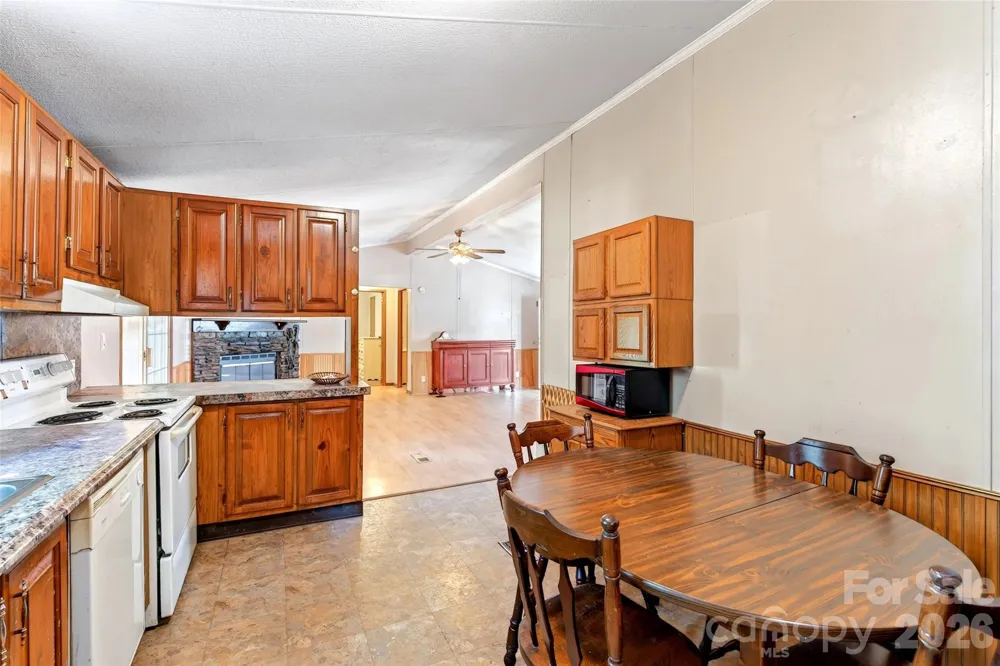 967 Moffitt Hill Road Old Fort, NC 28761