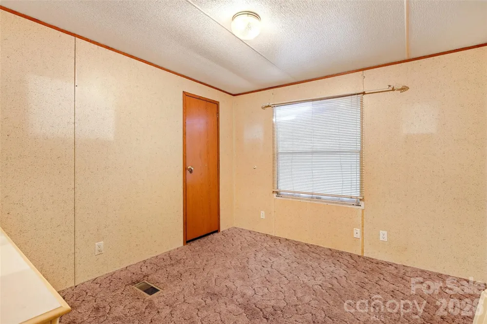 967 Moffitt Hill Road Old Fort, NC 28761