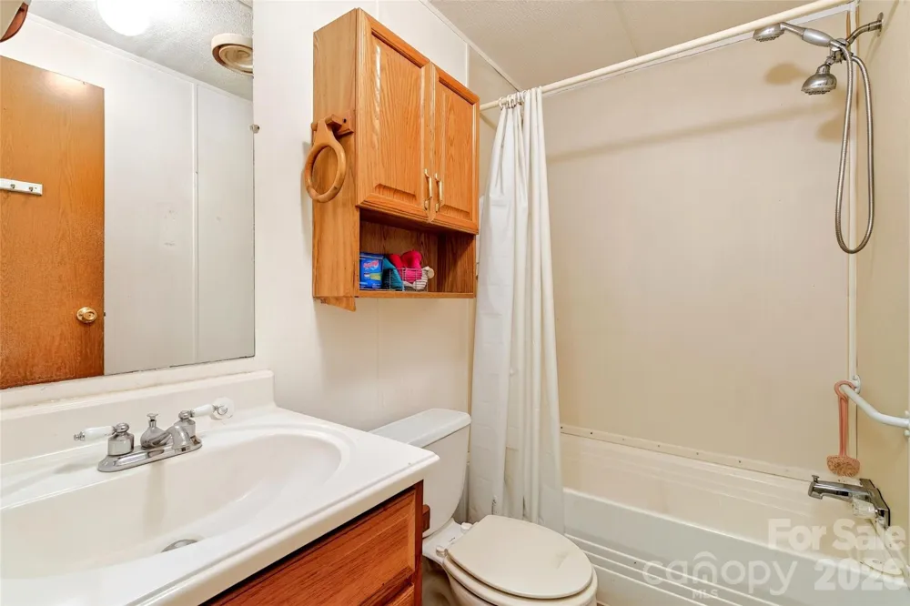967 Moffitt Hill Road Old Fort, NC 28761