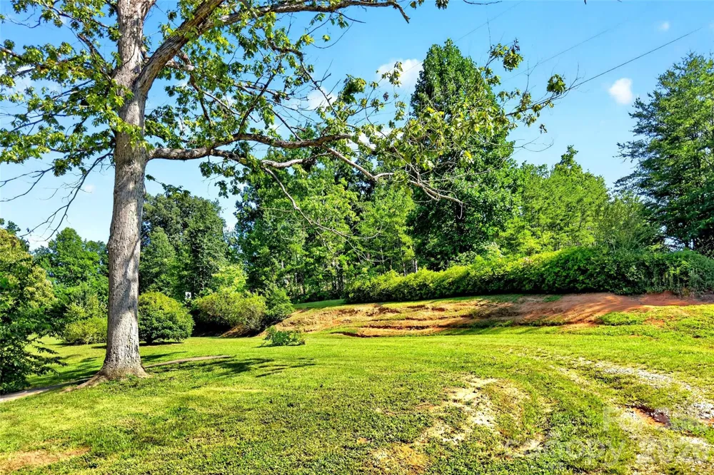967 Moffitt Hill Road Old Fort, NC 28761
