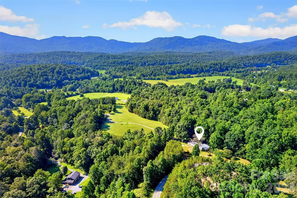 967 Moffitt Hill Road Old Fort, NC 28761