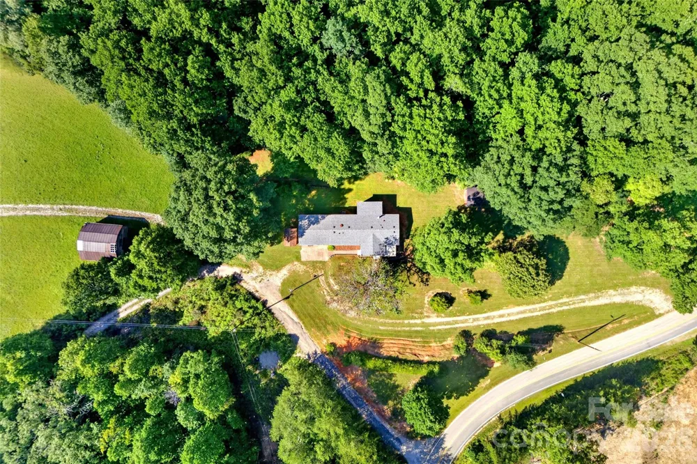 967 Moffitt Hill Road Old Fort, NC 28761