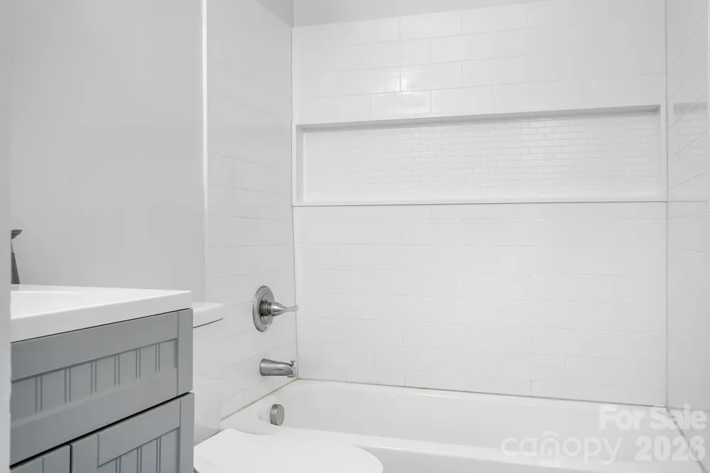 134 Mills Valley Drive Mooresville, NC 28117
