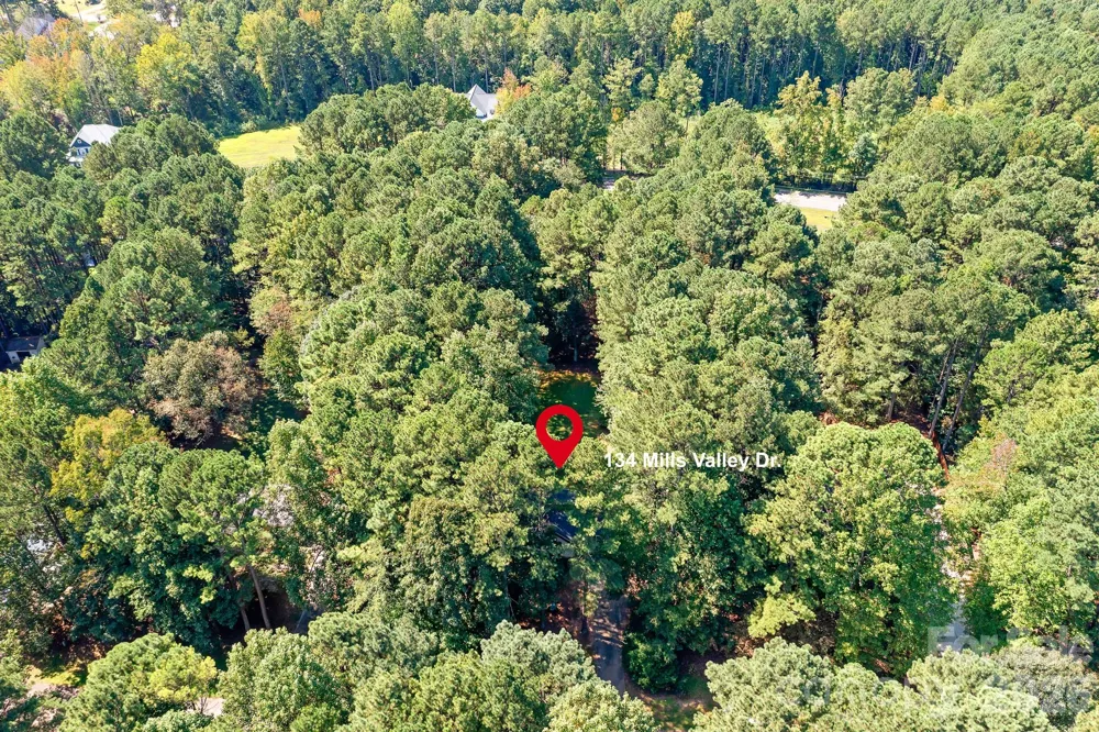134 Mills Valley Drive Mooresville, NC 28117
