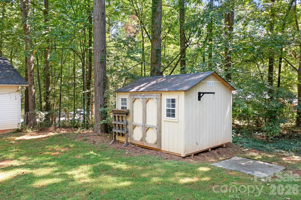 134 Mills Valley Drive Mooresville, NC 28117