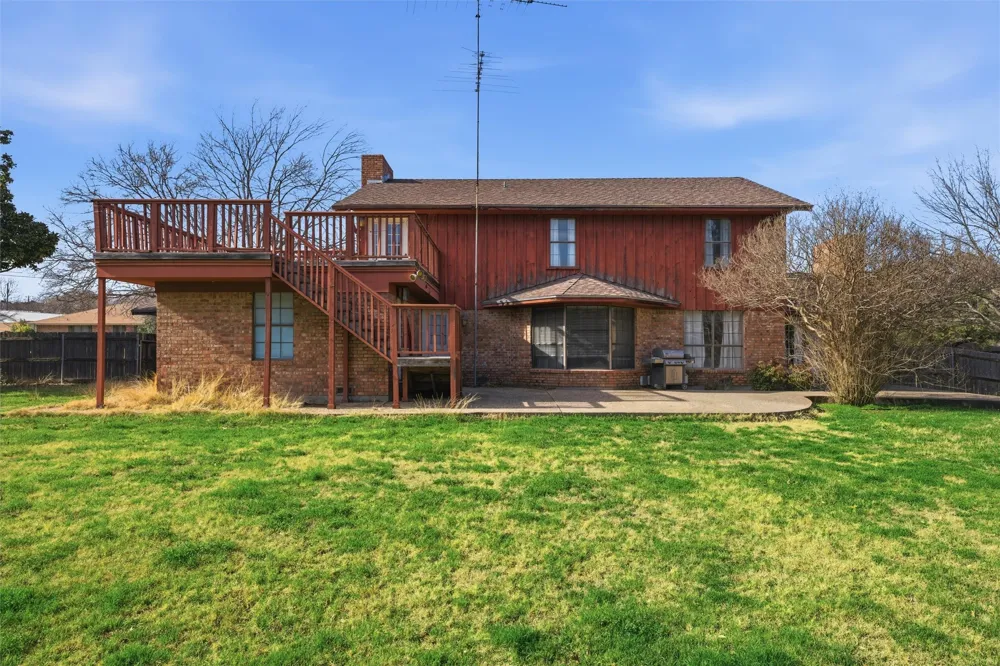 2210 White Street Clifton, TX 76634