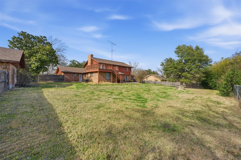 2210 White Street Clifton, TX 76634