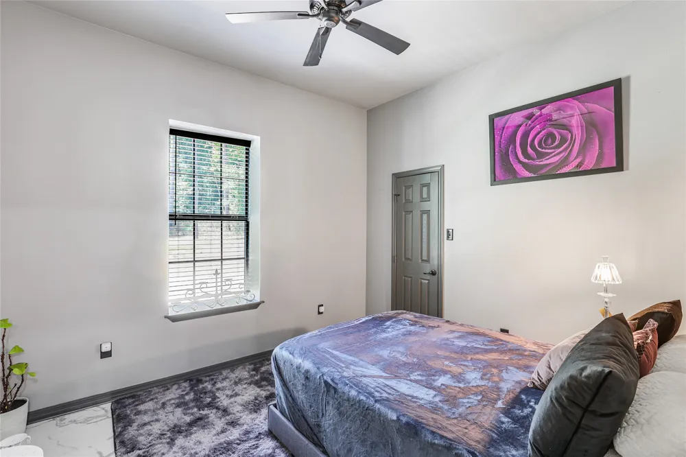 1373 County Road 166 W Overton, TX 75684