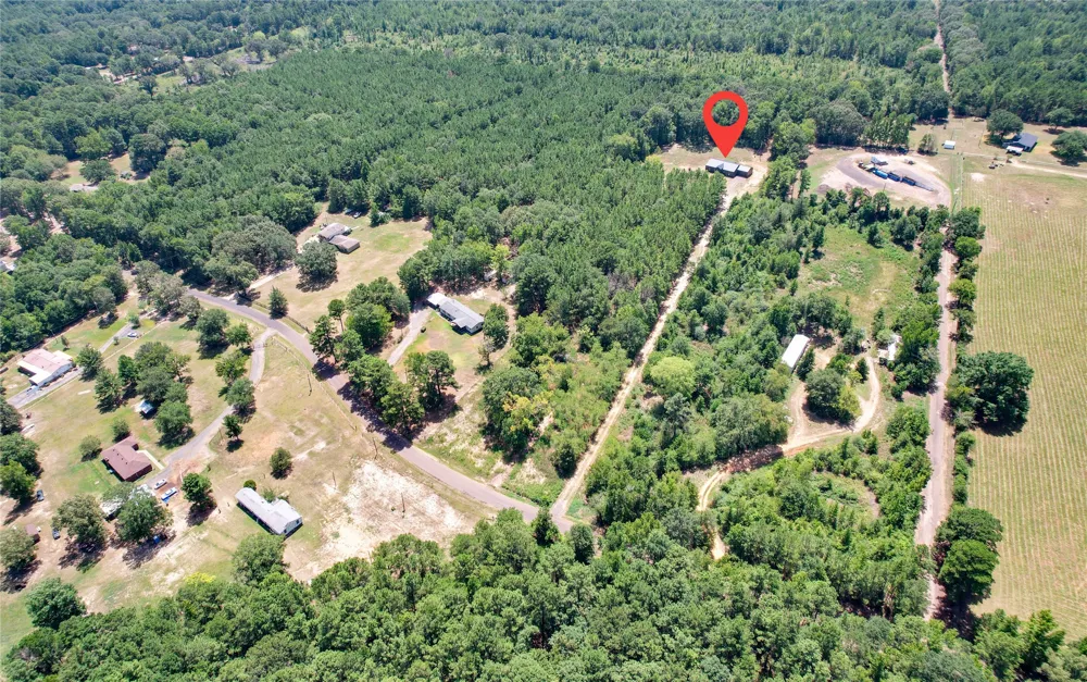 1373 County Road 166 W Overton, TX 75684