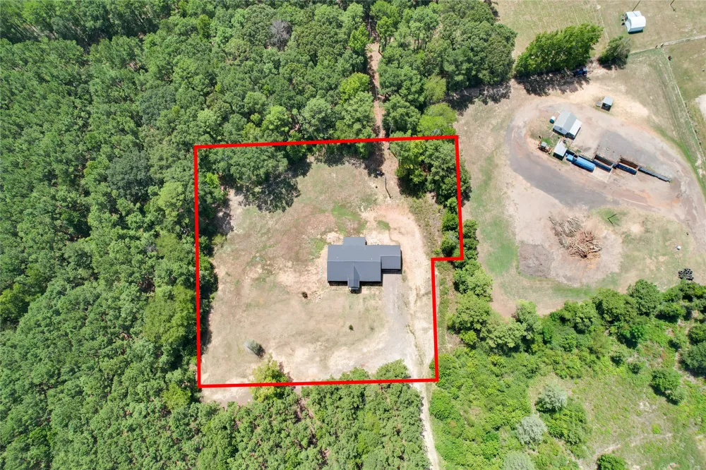 1373 County Road 166 W Overton, TX 75684