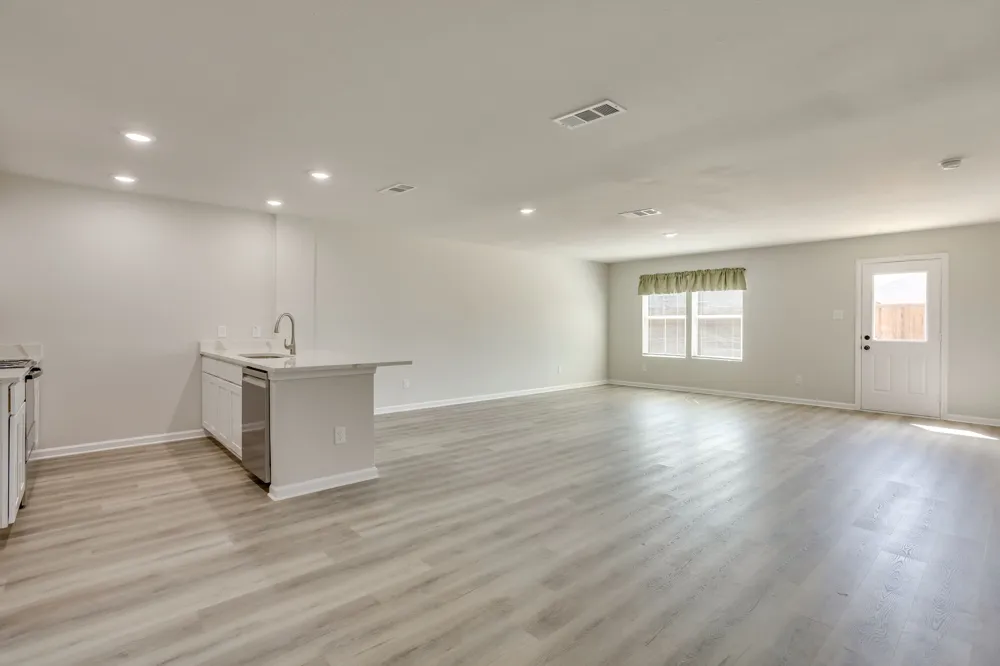 820 Sugartree Drive Cleburne, TX 76031
