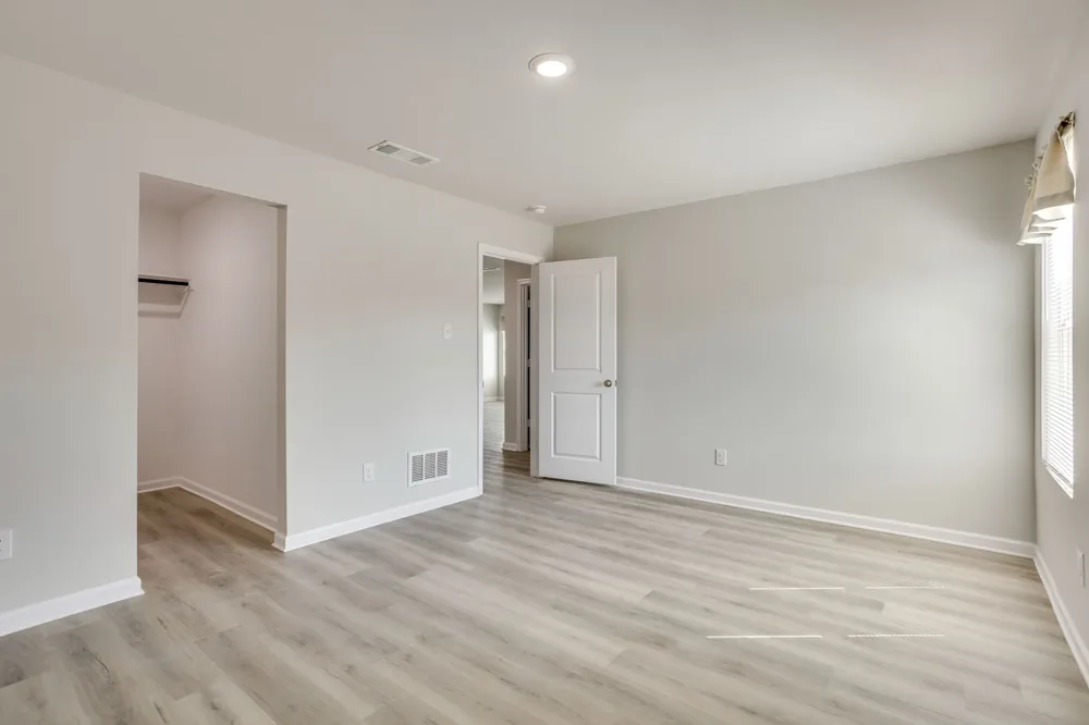 820 Sugartree Drive Cleburne, TX 76031