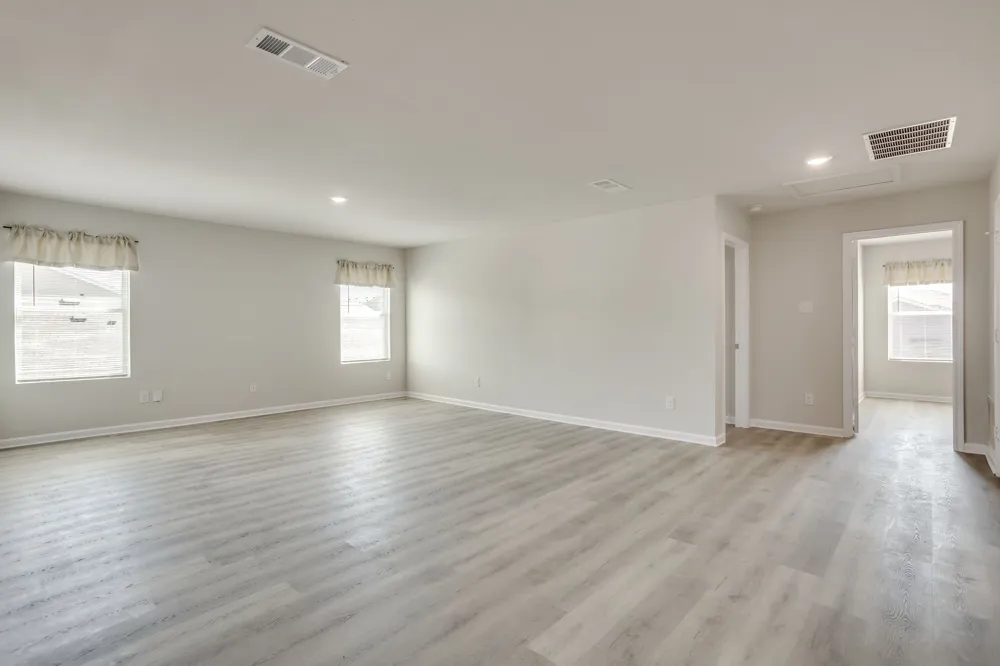 820 Sugartree Drive Cleburne, TX 76031