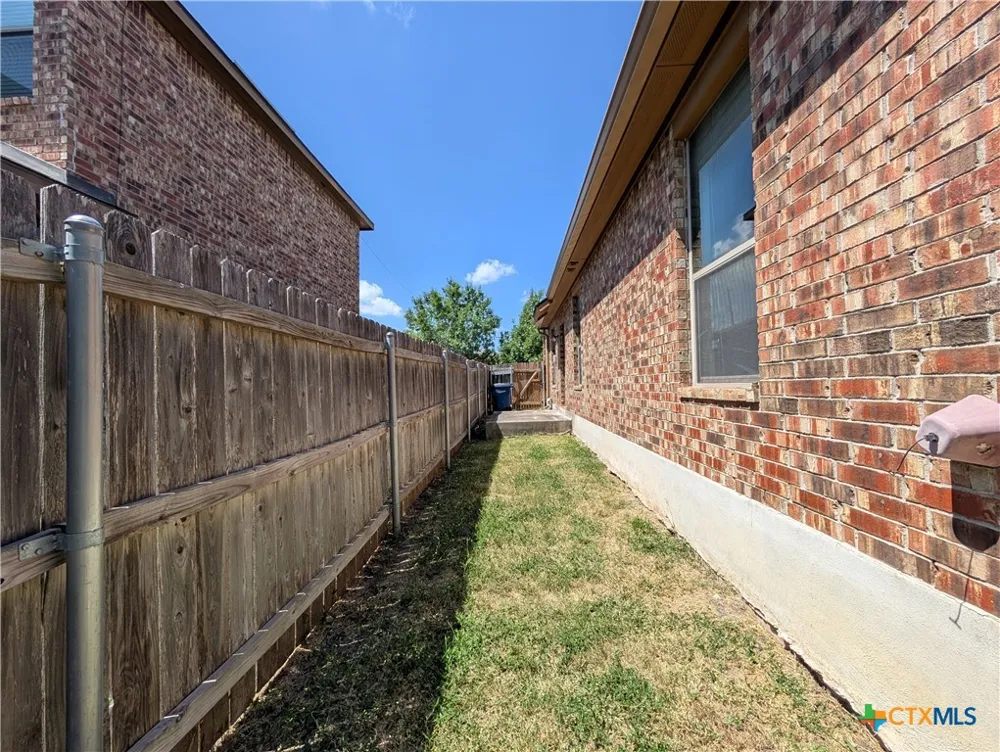 296 Rosalie Drive New Braunfels, TX 78130