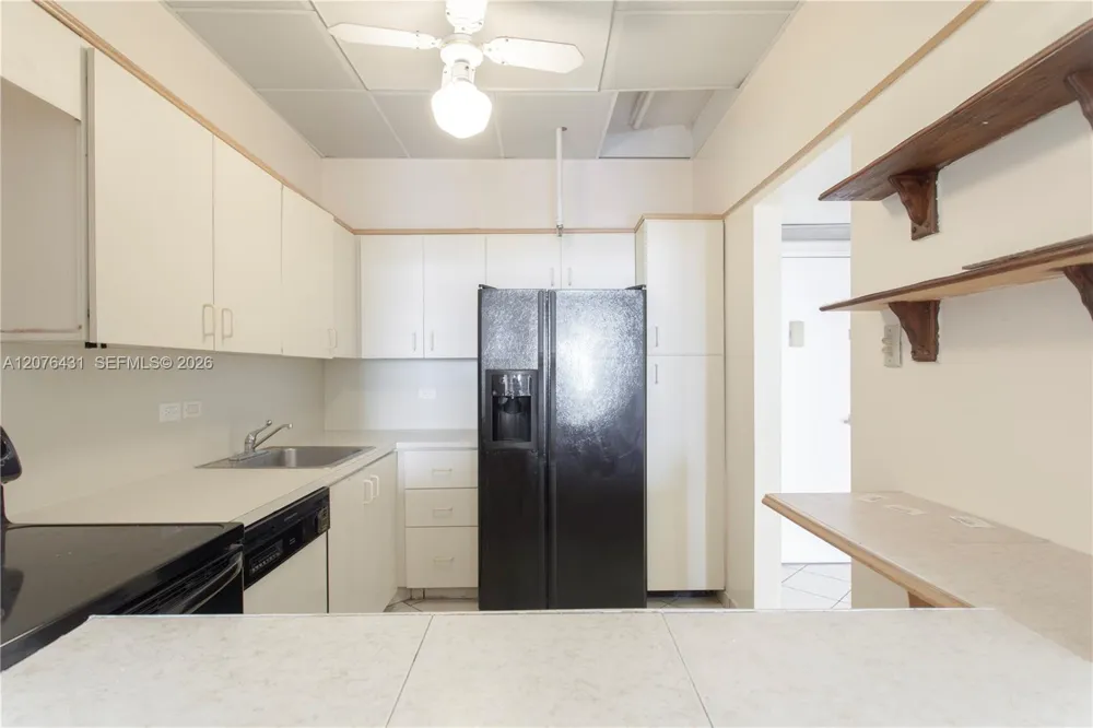 20505 E Country Club Dr #PH-39 Aventura, FL 33180