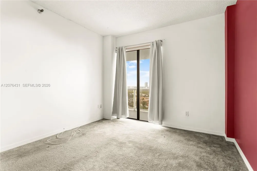 20505 E Country Club Dr #PH-39 Aventura, FL 33180