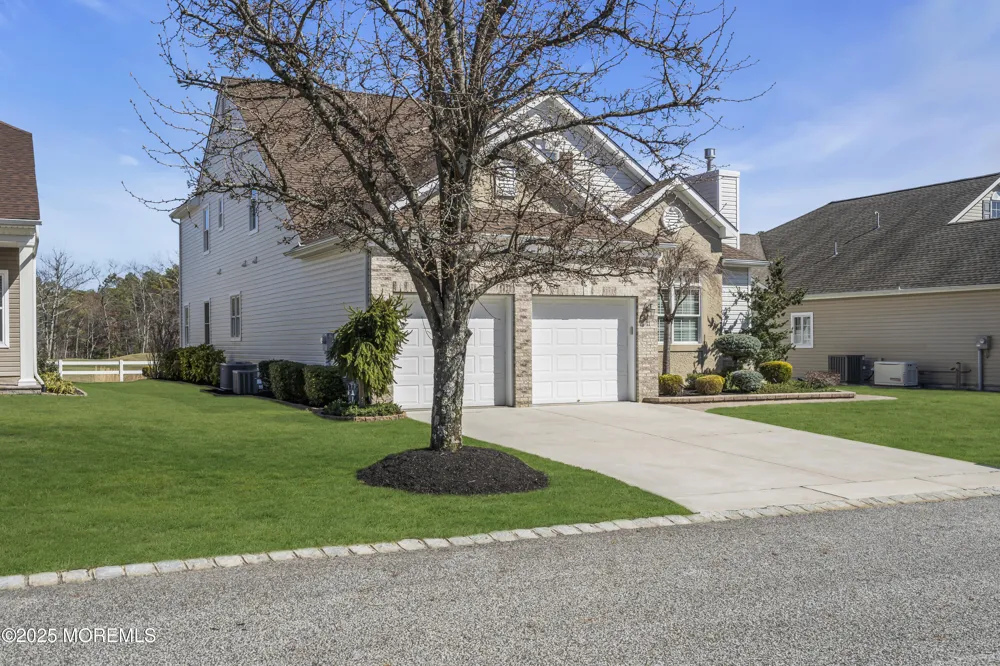 11 Beach Haven Way Waretown, NJ 08758