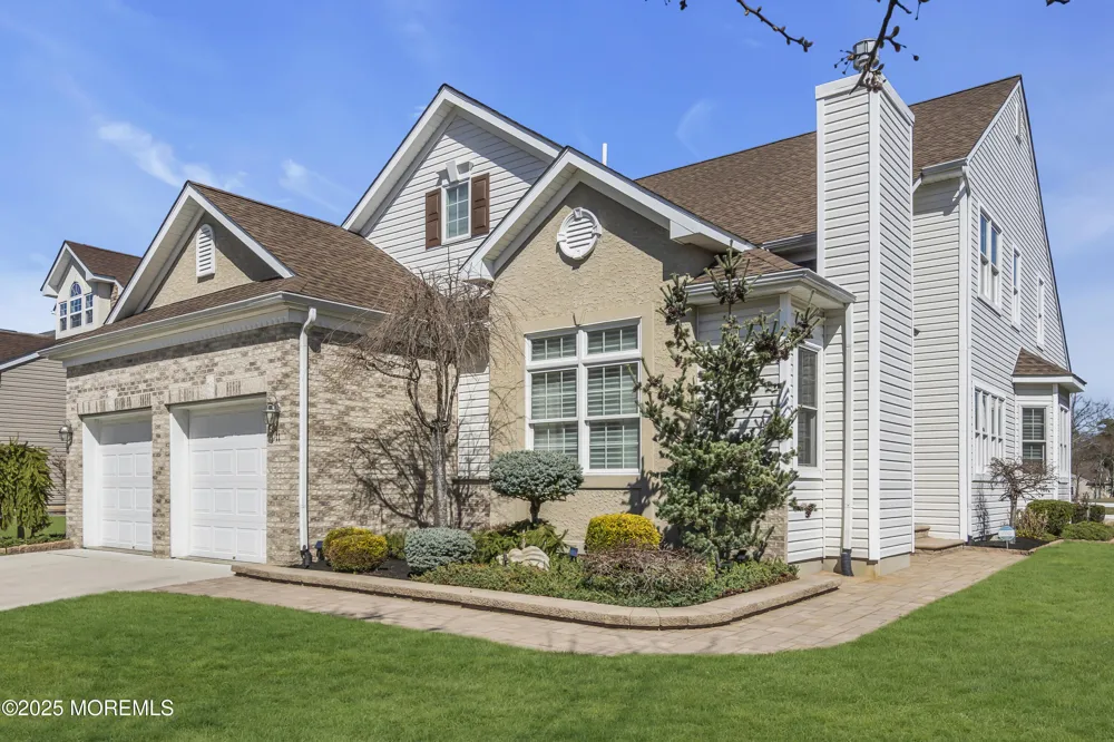 11 Beach Haven Way Waretown, NJ 08758