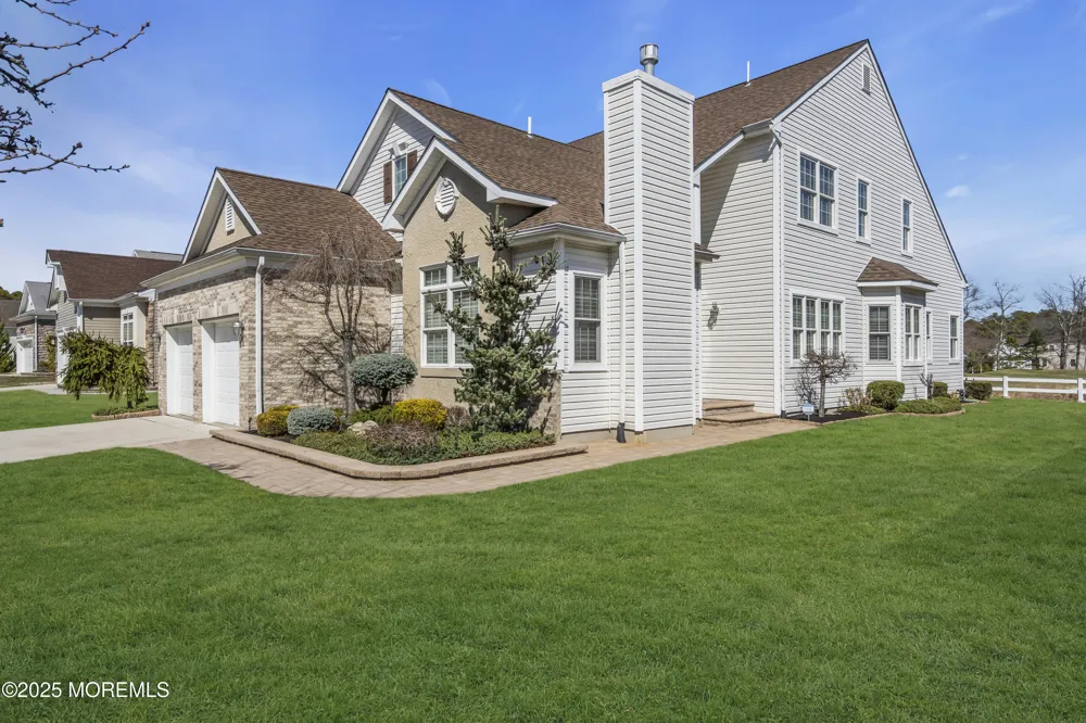 11 Beach Haven Way Waretown, NJ 08758